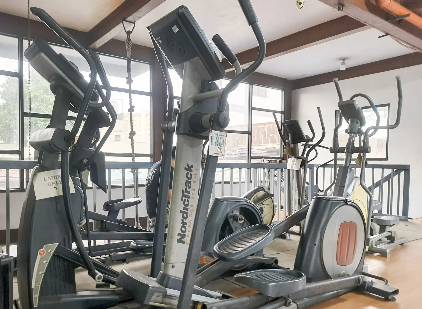 Cardio equipment inside Carreon Gym Fitness